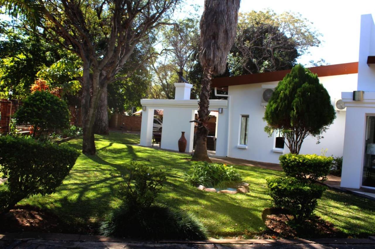Bosveld Guest House Onverwacht ภายนอก รูปภาพ