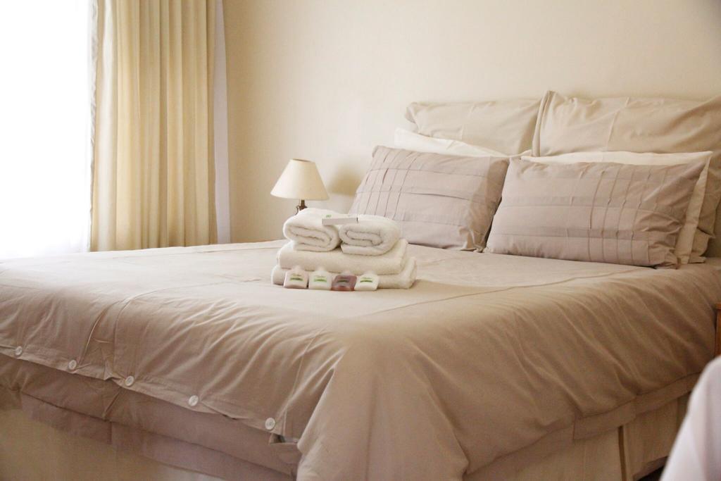 Bosveld Guest House Onverwacht ภายนอก รูปภาพ